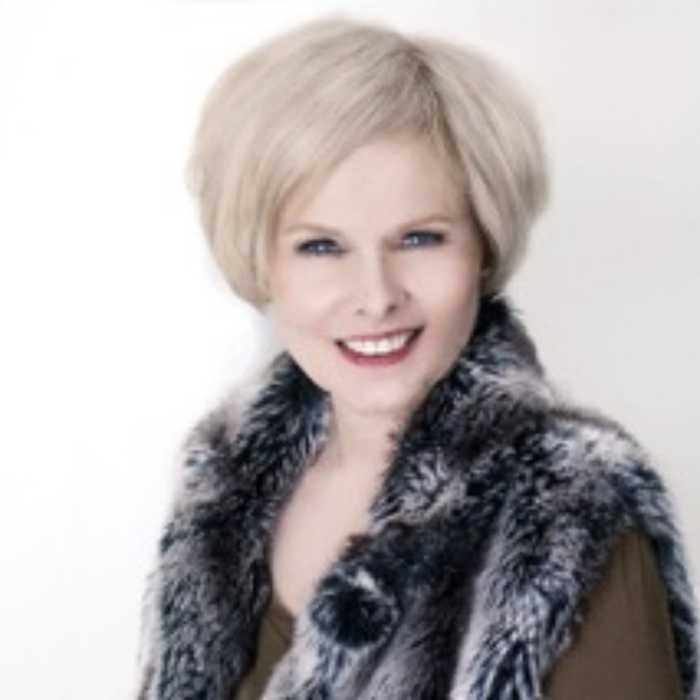 Meet your Posher, Christine